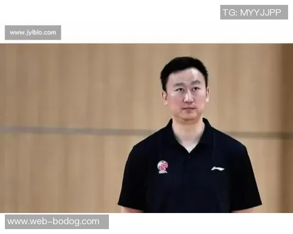 刘维伟回应网友请求抱抱杨瀚森表示已抱过并相信他会没问题